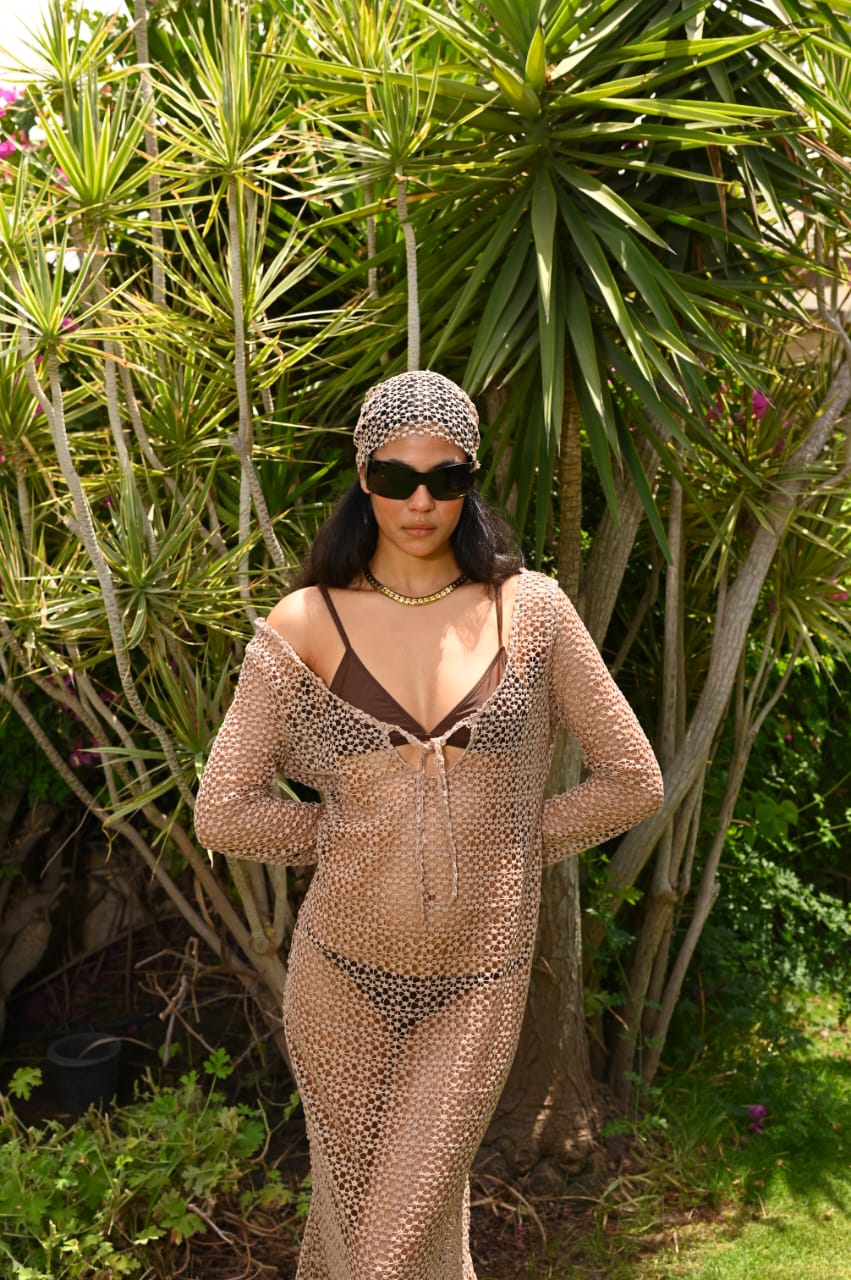 Beach dress in nude