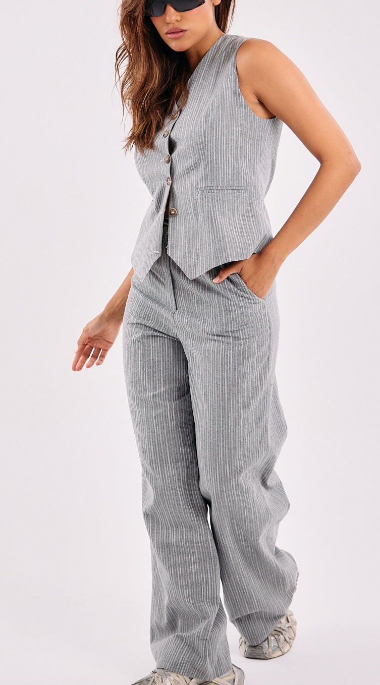 Grey linen set
